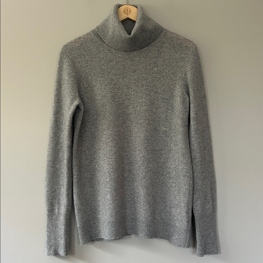 White + Warren Cashmere Turtleneck Sweater Size Small Heathered‎ Grey